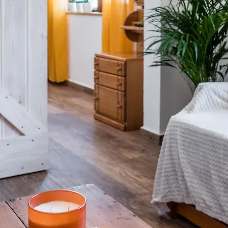 Our House Σωζόπολη