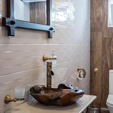 Our House Апартаменты *