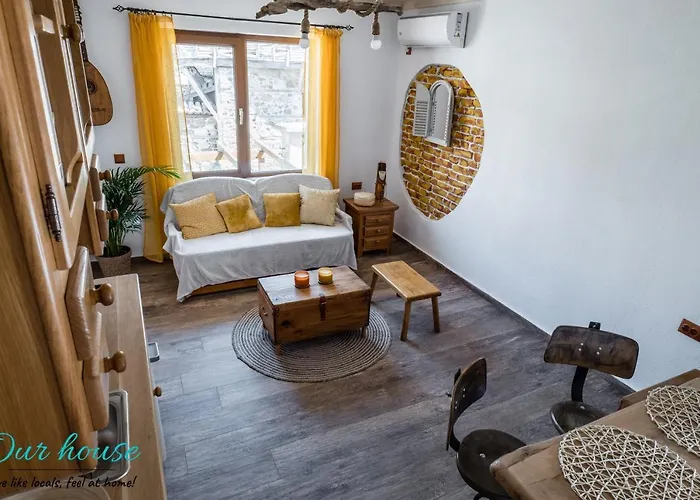 Our House Apartamento *